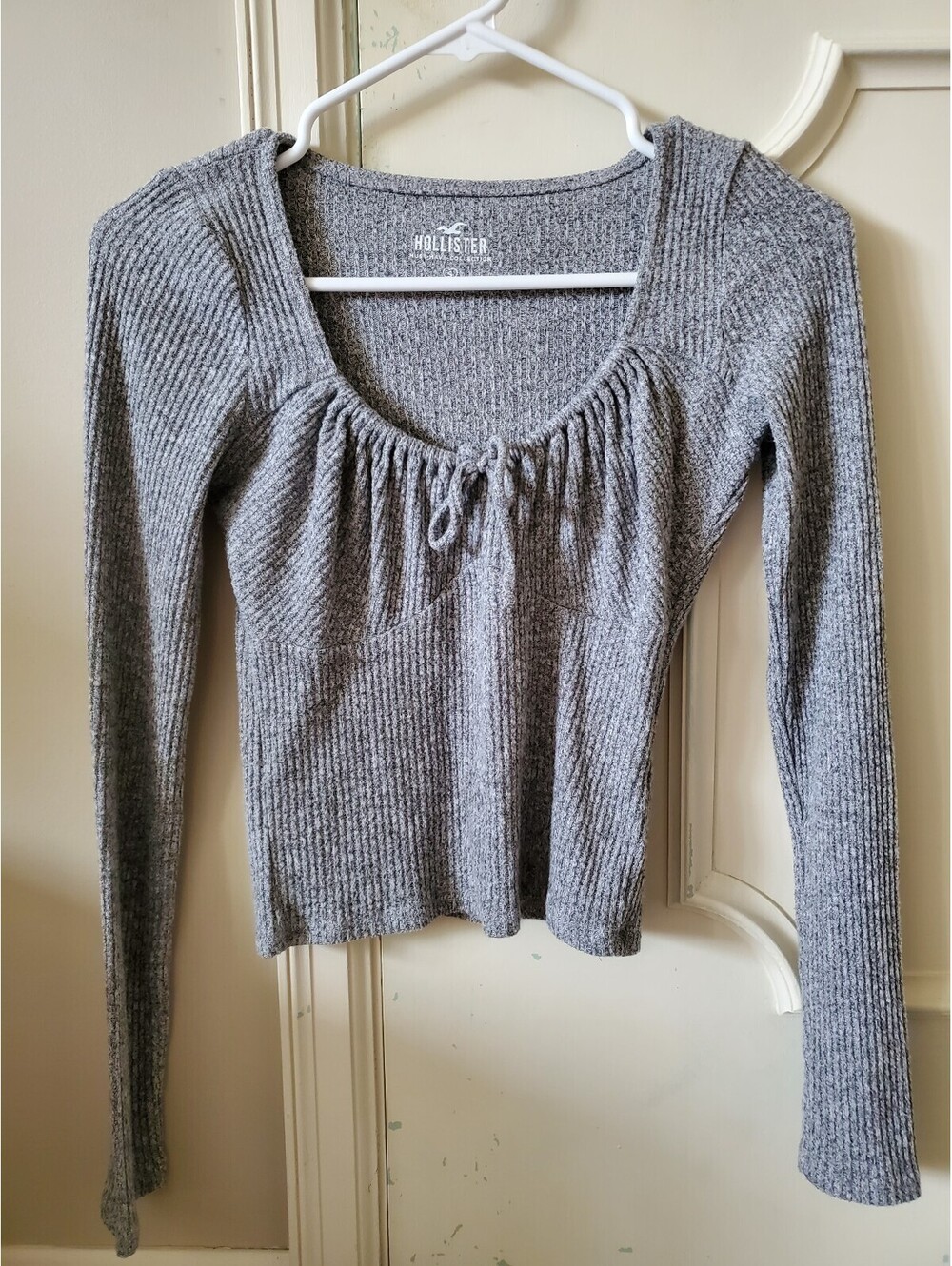 Hollister Gray Long Sleeve